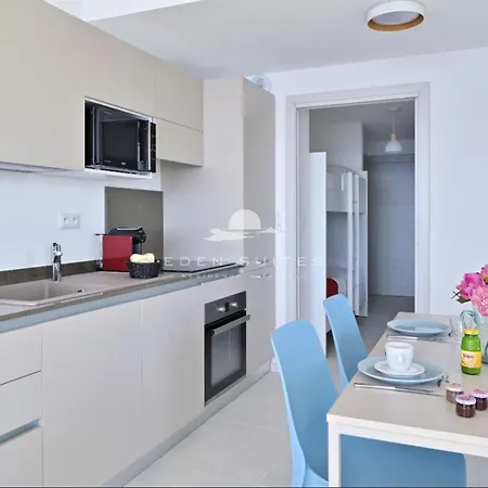 Ξενοδοχείο με διαμερίσματα Eden