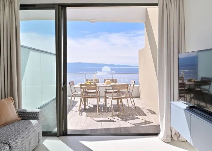 Eden אז'אקסיו